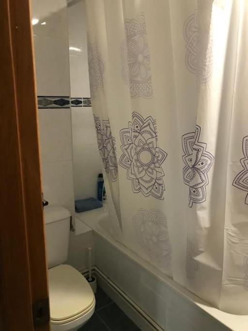 Apartamento Comodo Y Espacioso Con Parking Valencia Kültér fotó
